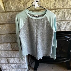 SO small long sleeve henley style top gray blue